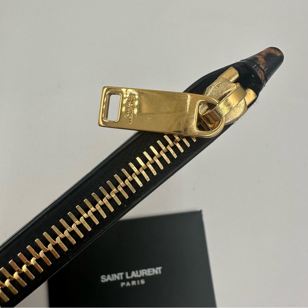 NEW Saint Laurent Leopard Print Clutch - Picture 3 of 6